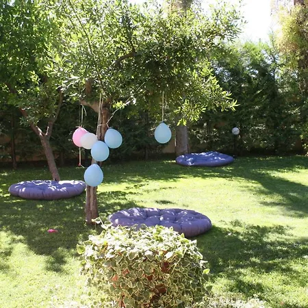 Bona: A Secluded Less Than 50 Min. From Athens Intl. Airport